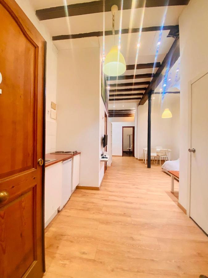 027 Caterina Look Derecha Apartment Barcelona Exterior photo
